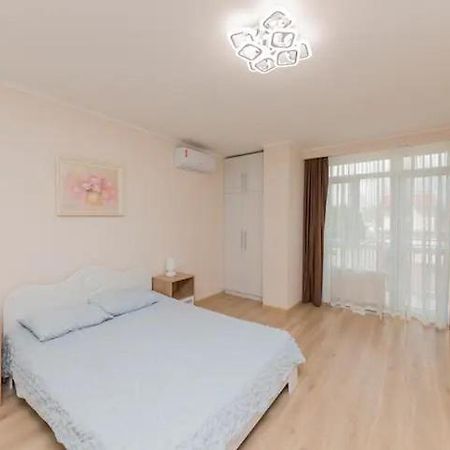 Comfortable Apartment In The Centre Odessa Exteriör bild