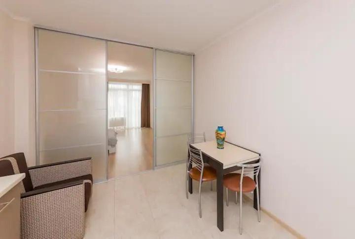 Comfortable Apartment In The Centre Odessa Exteriör bild